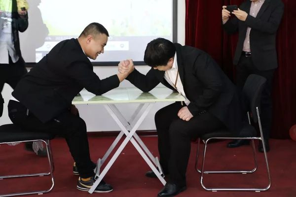 乾港集團(tuán) 乾港集團(tuán)