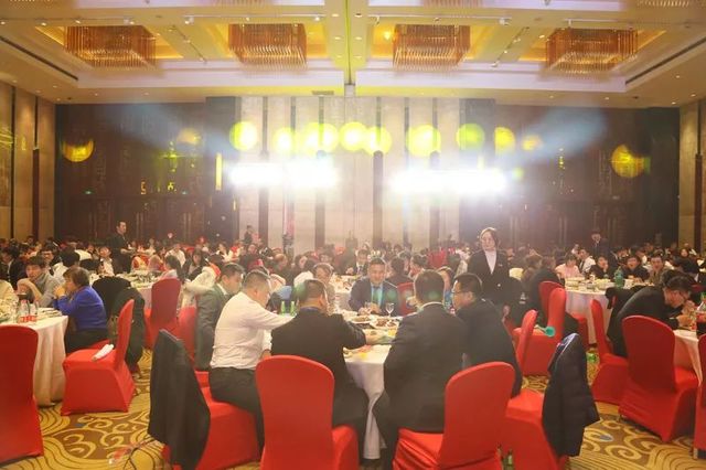 晚會(huì)宴席 晚會(huì)宴席